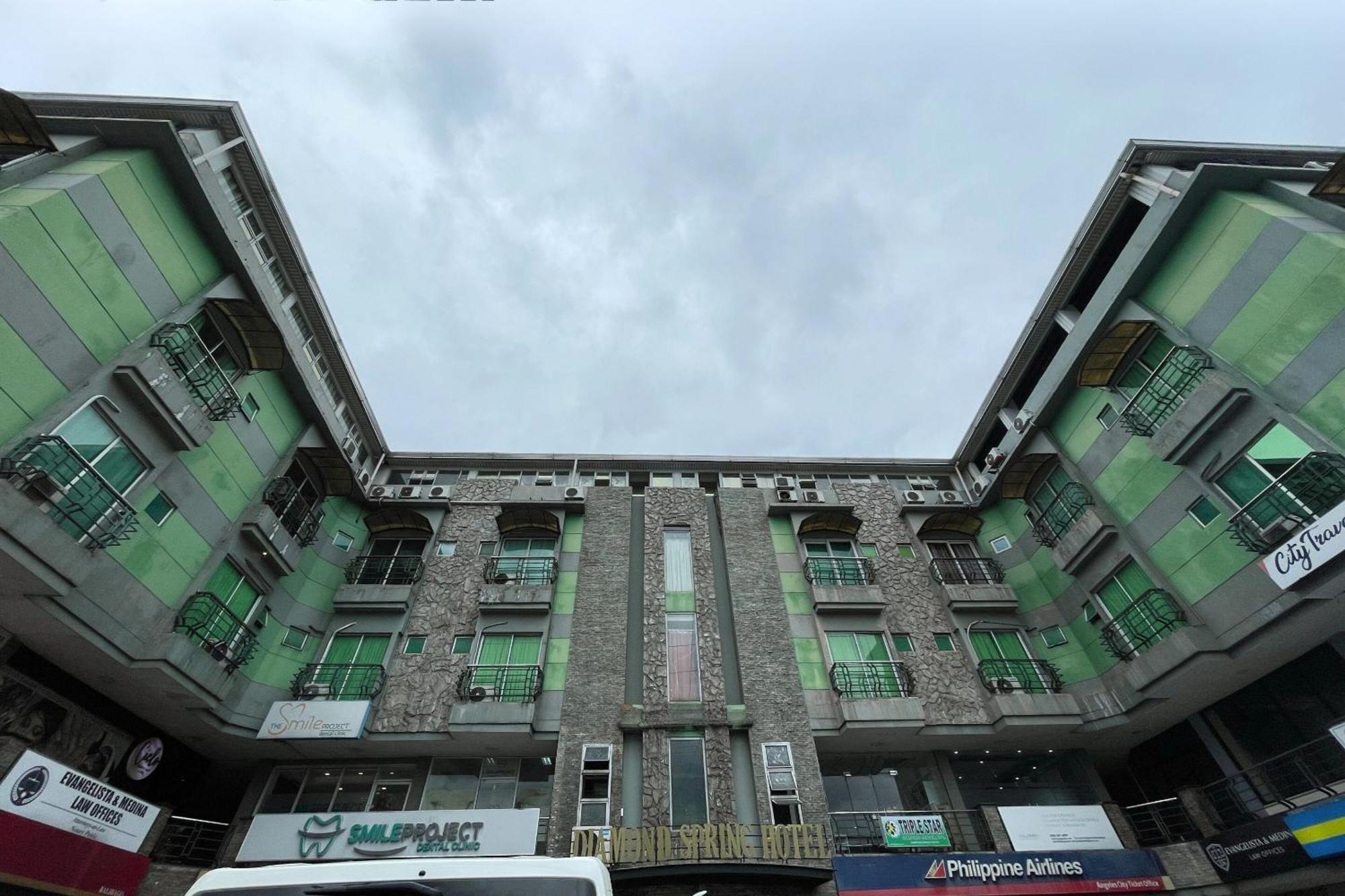 Diamond Spring Hotel Angeles Exterior photo